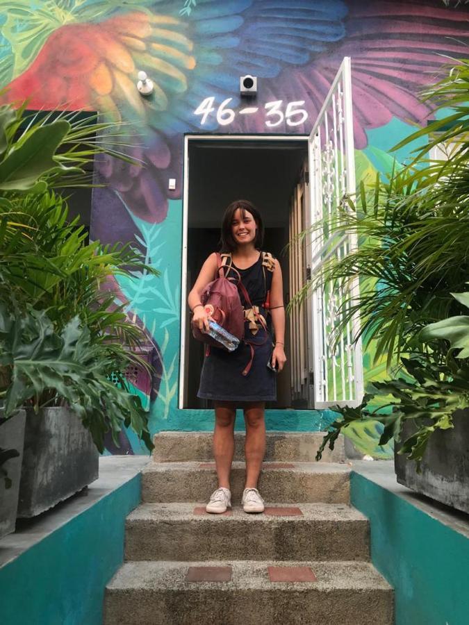 Gaston Coliving Hostel Medellin Luaran gambar